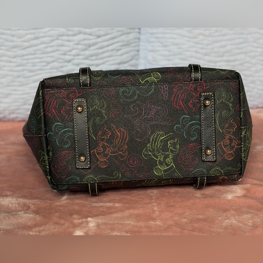 DOONEY & BOURKE - Disney 2014 Chef Mickey Food & Wine Tote - Picture 6 of 9